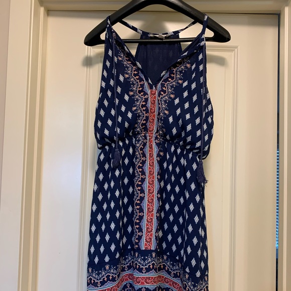Patterned dress size medium - Picture 1 of 1